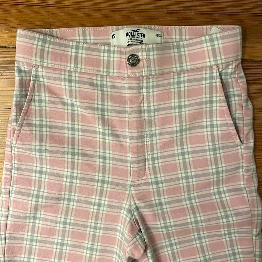 XS Hollister Ultra High Rise Stretch Trousers EUC